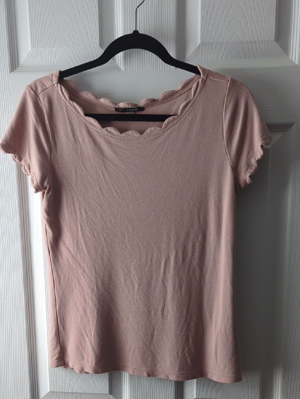Tahari Blush Pink Scalloped Short Sleeve Tee